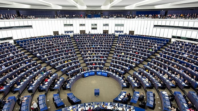 The Left Group Wants to Halve MEP Salaries Following Fast-Moving Developments