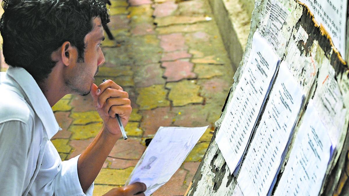 UPSC Aspirants Demand Mark Break-up Before Interviews, Experts Warn of Risks