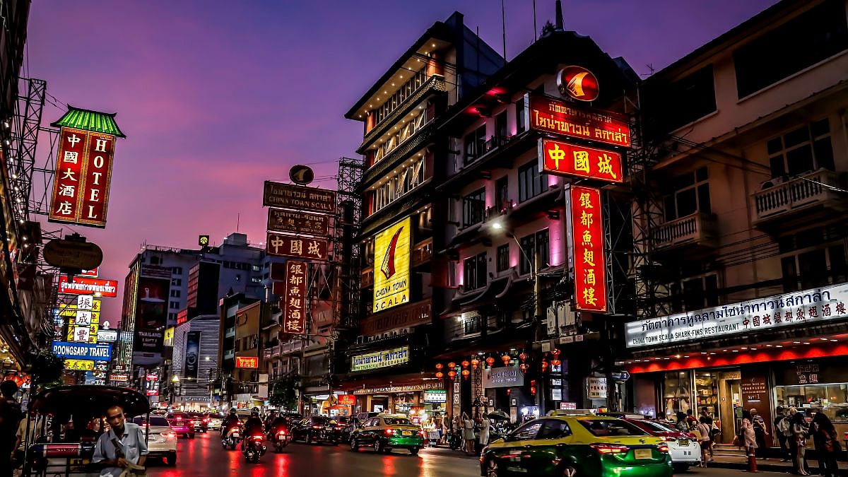 6 Southeast Asian Countries for a December Break Under ₹1 Lakh: Thailand, Malaysia, Indonesia and More