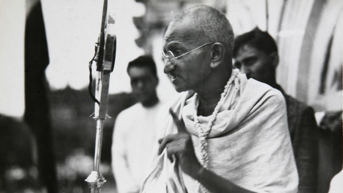Developing Story: A lawyer who led India: The Hindu’s collection on Gandhi’s 157th birth anniversary