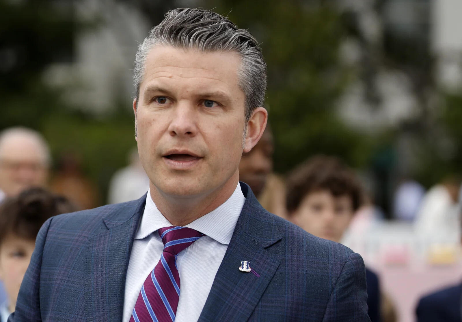 Crypto Markets in Focus: Pete Hegseth to cut generals & admirals in US military by 20%; Pentagon to create new drone command Amid Shifting On-Chain Metrics