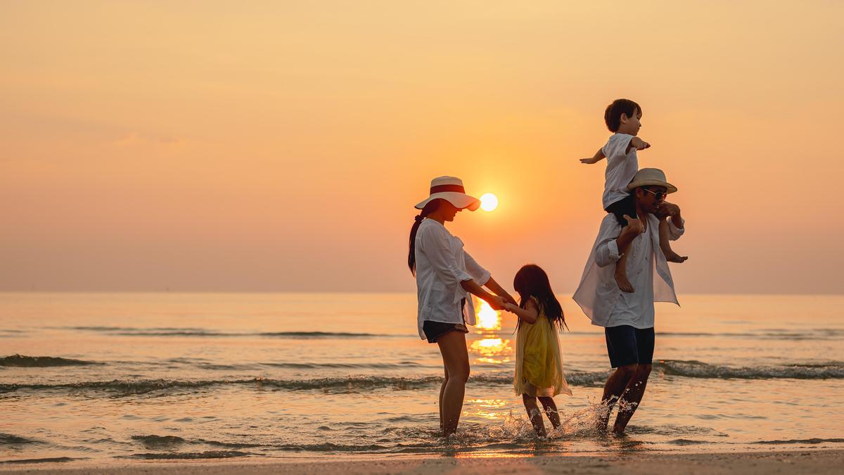 Karnataka HC Drops 'Visitation'—Parents Are Not Visitors, Court Declares