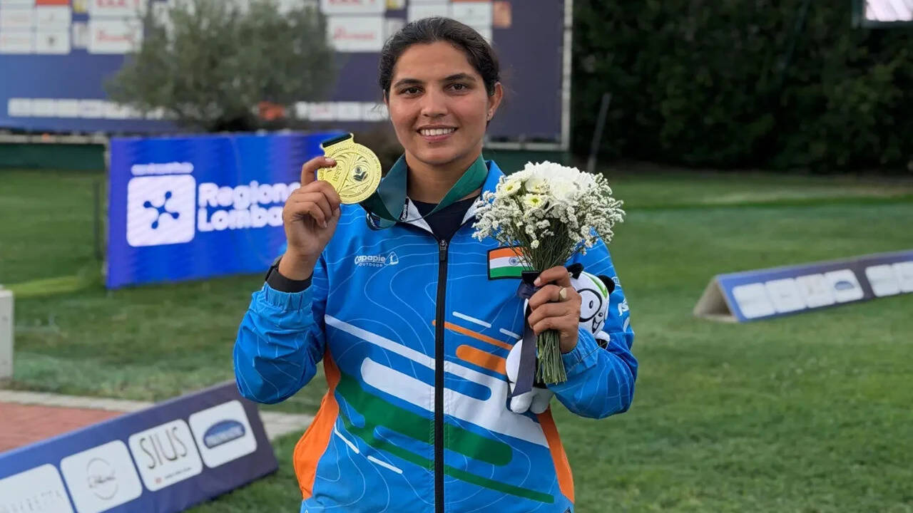 Developing Story: No TV, Neeru’s mom heard of gold win near ration shop