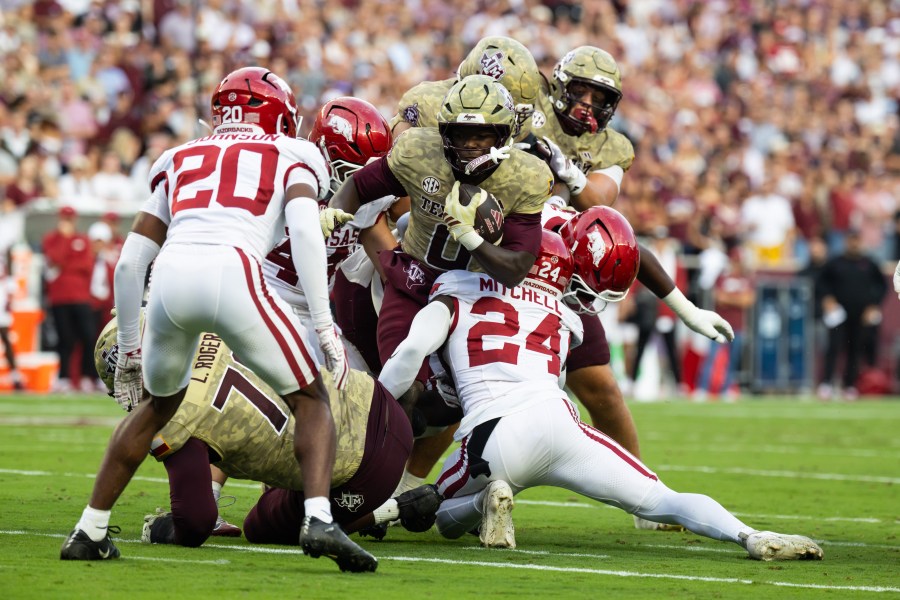 Hogville's Kevin Mcpherson Levies Brutal Assessment on State of Football Hogs, Plus NEW Hog Hoops INTEL Related to 2027 5-star Prospect Beckham Black, Others