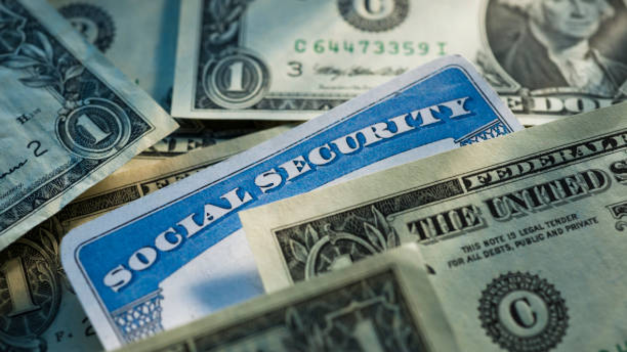 Crypto Markets in Focus: New York man allegedly took $109,746 in Social Security payments after brother died Amid Shifting On-Chain Metrics