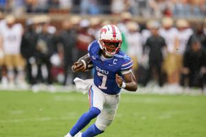 Economic Impact: Kevin Jennings accounts for 3 TDs as No. 21 SMU holds off Boston College 25-16