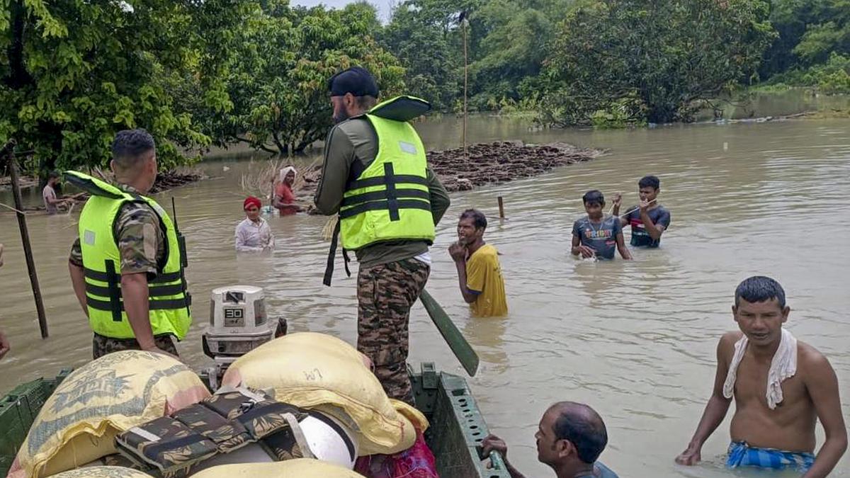 West Bengal Announces ₹1.8 Lakh Aid for Flood-Ravaged Homes in Malda