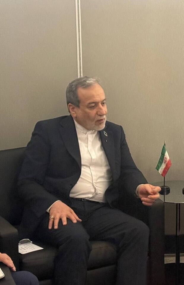 Iran says Hormuz reopening hinges on conditions, diplomacy remains open