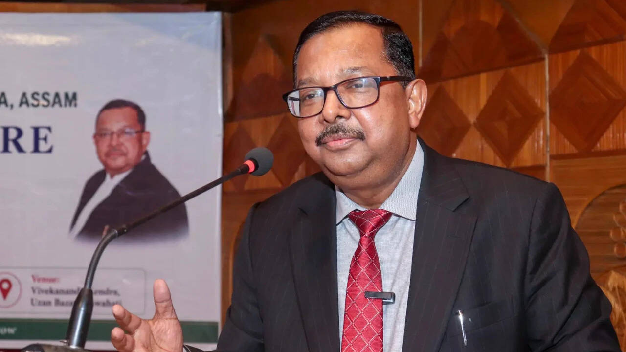 No Whataboutery Can Justify Voter Disenfranchisement': SC Judge; Oppn Says CEC 'exposed