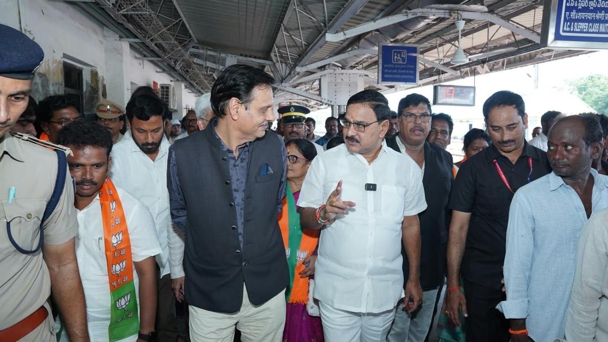 Vande Bharat Halt Demand Ignites Tadepalligudem