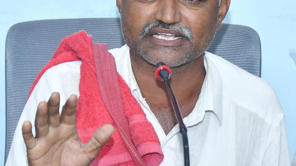 Red Gram Crisis: Raitha Sangha Demands Import Duty Hike to Save Karnataka Farmers
