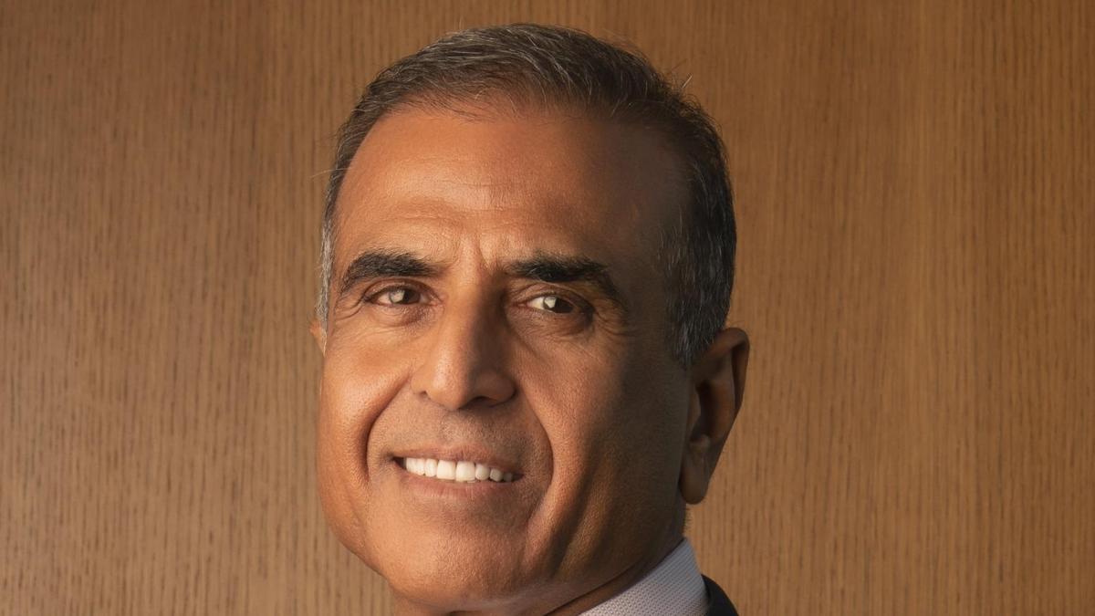 Sunil Bharti Mittal Awarded France's Highest Civilian Honor