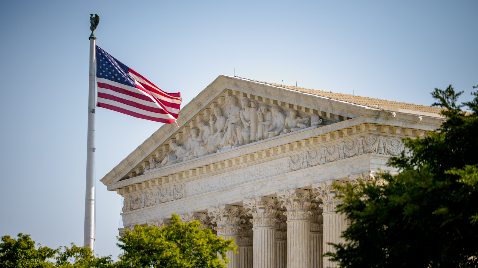 Enterprise Tech Shift: The AI industry wants models to assist in legal battles, but will they help? and the Scaling Frontier