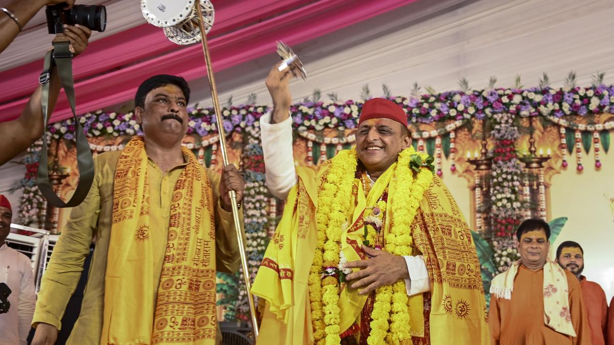 Akhilesh Dares Yogi: Contest from Ayodhya in 2027!