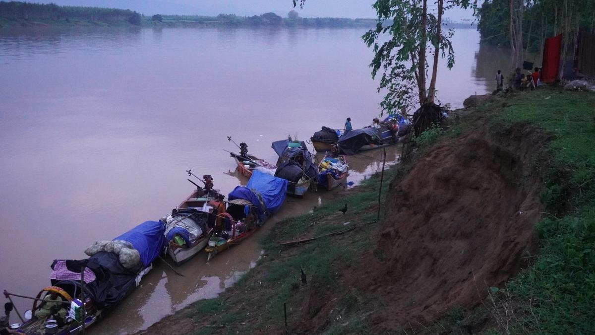 17 tribal habitations under water in Andhra’s Polavaram as Godavari nears first flood warning