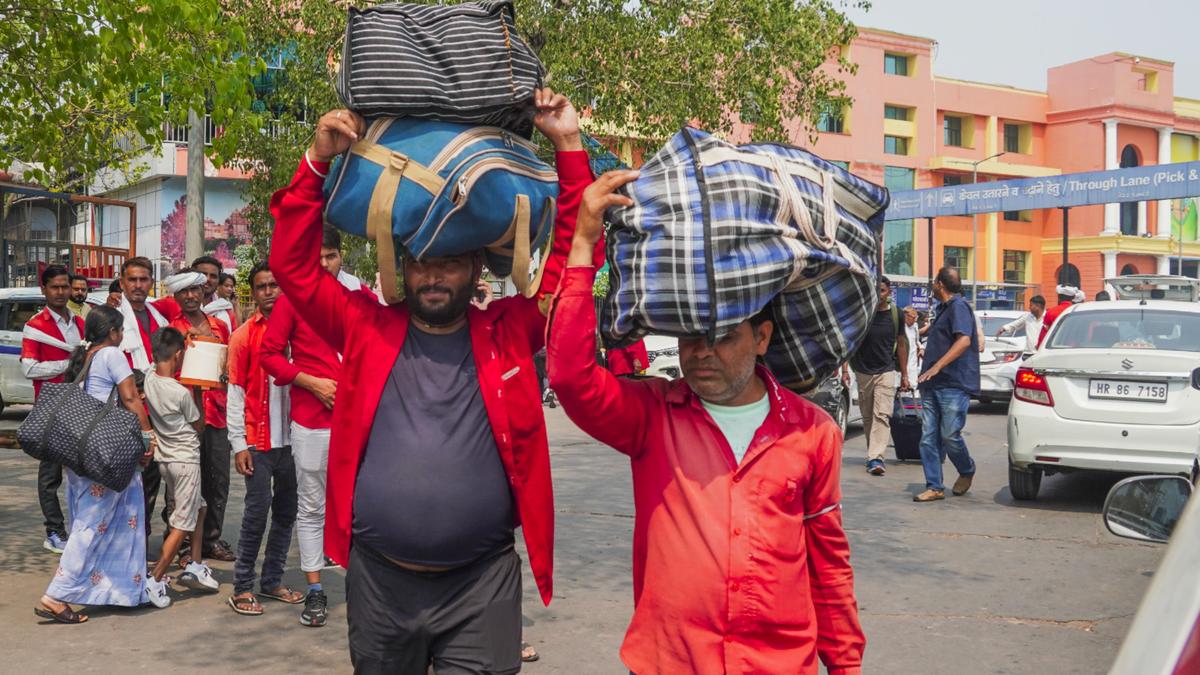Railway Modernisation Leaves Porters Jobless: 'Lifts and Suitcases Wiped Out Our Livelihood'