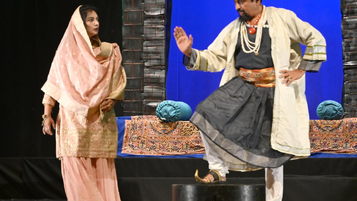 Girish Karnad’s Tughlaq Receives Good Response in Shivamogga
