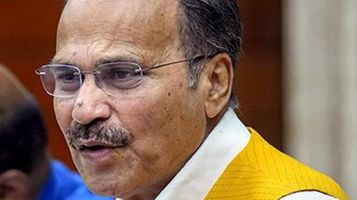 Adhir Ranjan Chowdhury Urges Mamata Banerjee to Rejoin Congress, Offers Leadership in Bengal