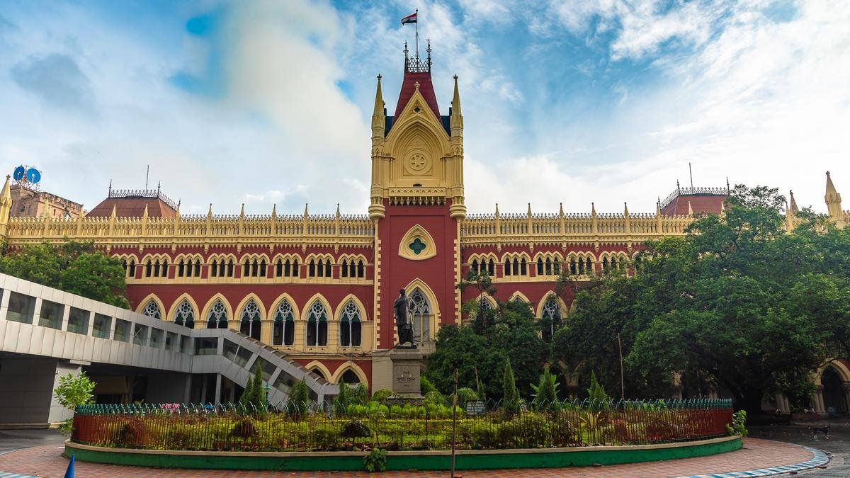 Calcutta HC single bench recuses itself from hearing four applications of 'sand mafioso' Tulu Mondal