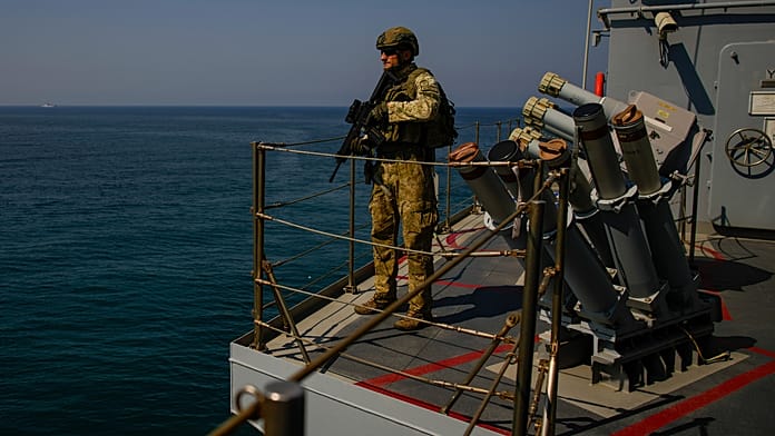 Turkey and Pakistan to Send Troops to Saudi Arabia Under Defence Pact