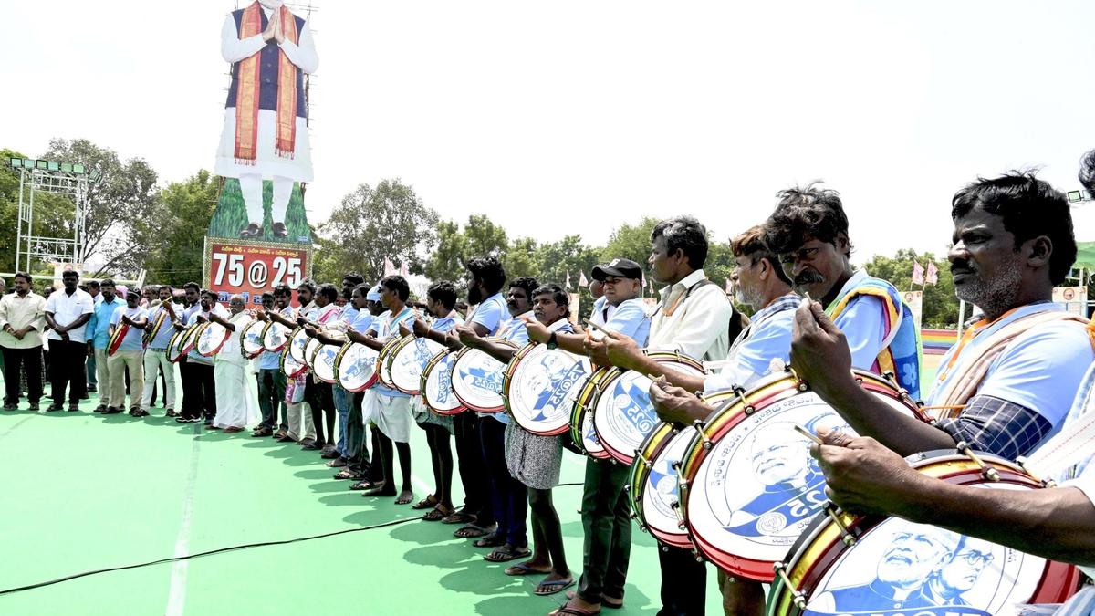 2,000 Drummers Beat 'Dappu' Non-Stop for 75 Hours to Mark Modi's 75th Birthday