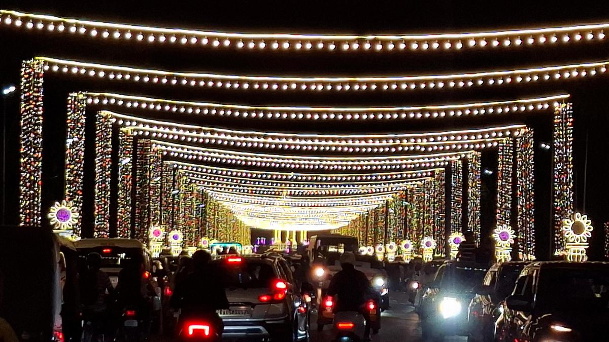 Mysuru Aglow As Dasara Illumination Lights Up City Amid Mounting Global Focus