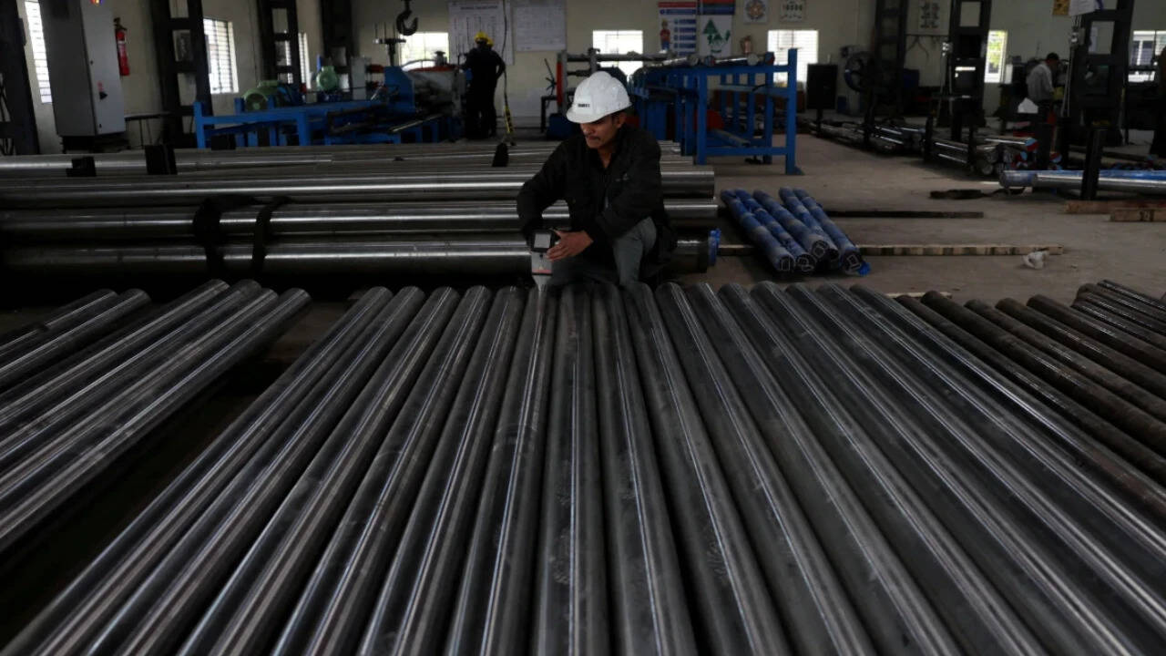 India Targets 604 Million Tons of Steel Capacity by 2047, Eyes Lower Emissions