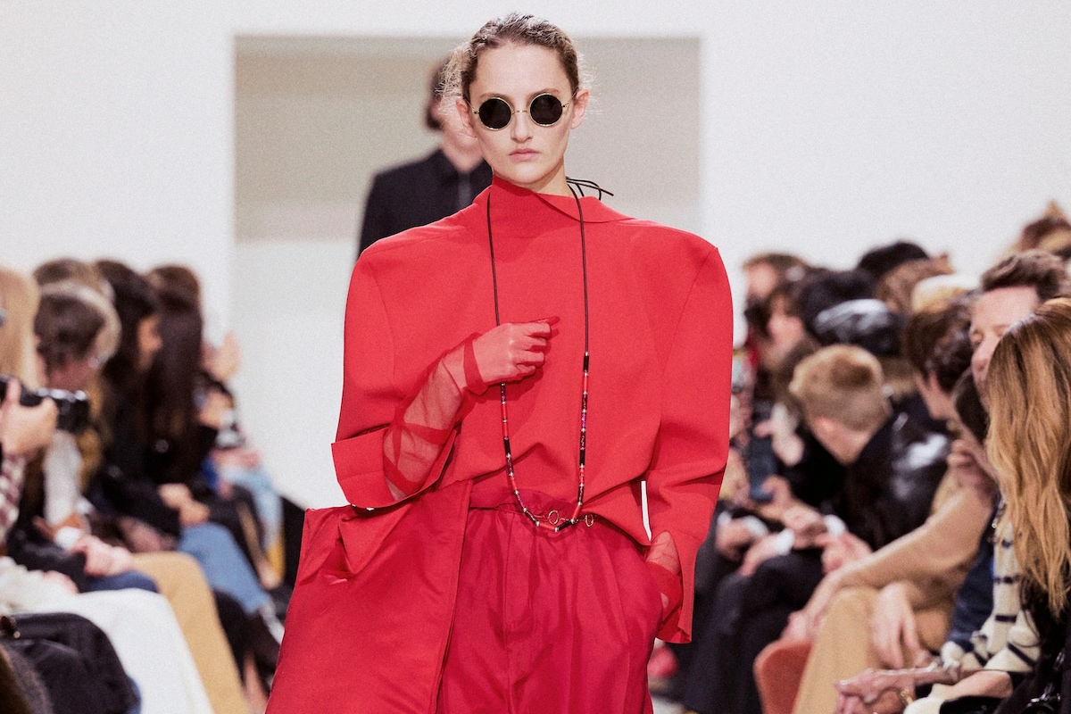 SZA Ignites Celine: Paris Fashion Week Aflame with SS27 Spectacle