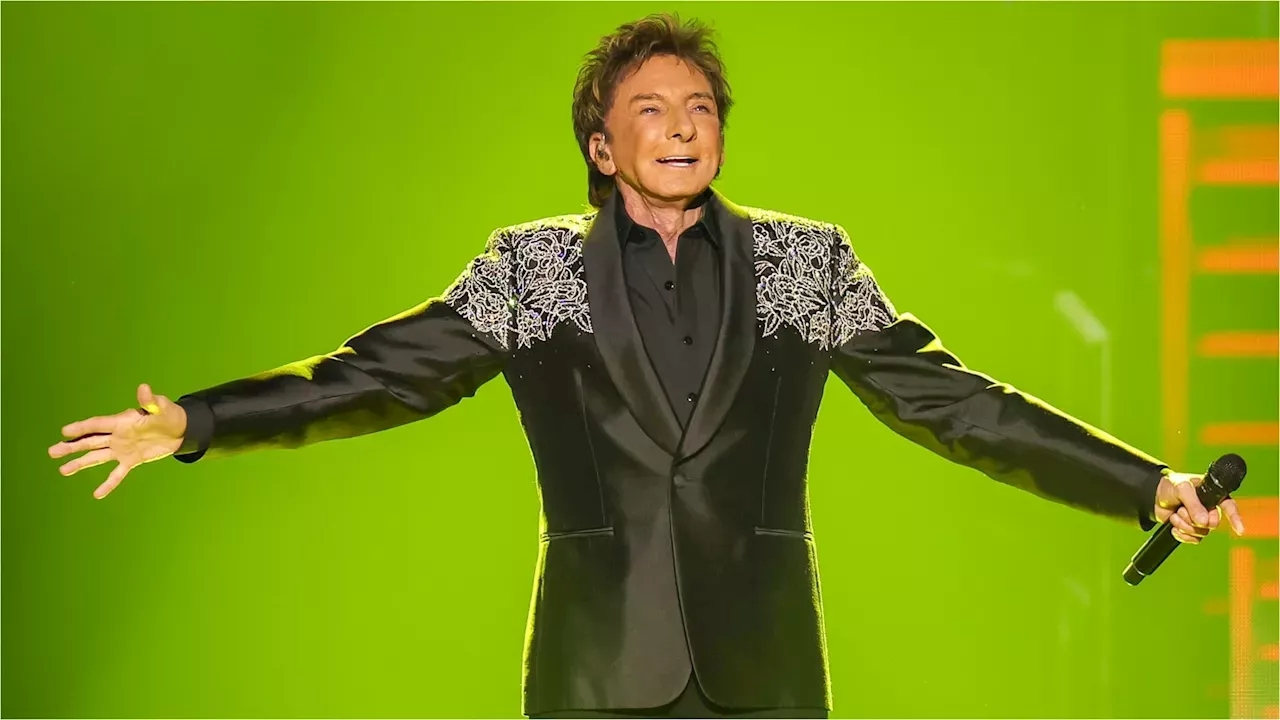 Barry Manilow Abruptly Walks Off Stage, Cancels Las Vegas Show Mid-Performance