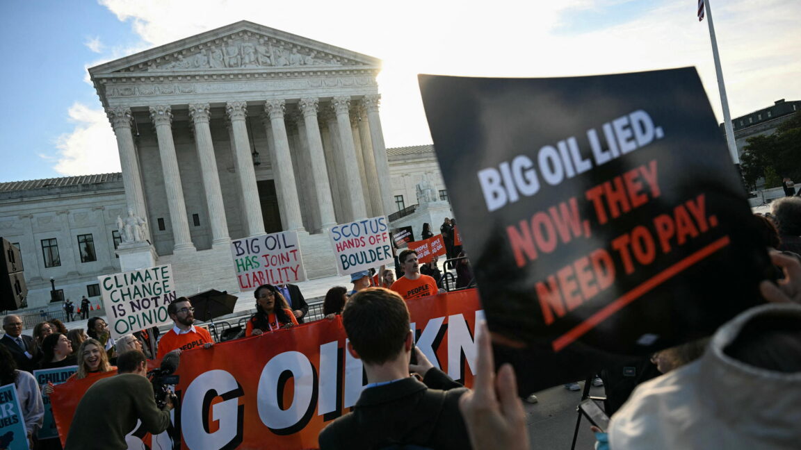 Big Oil Asks Supreme Court to Kill Climate Lawsuits Before Trial