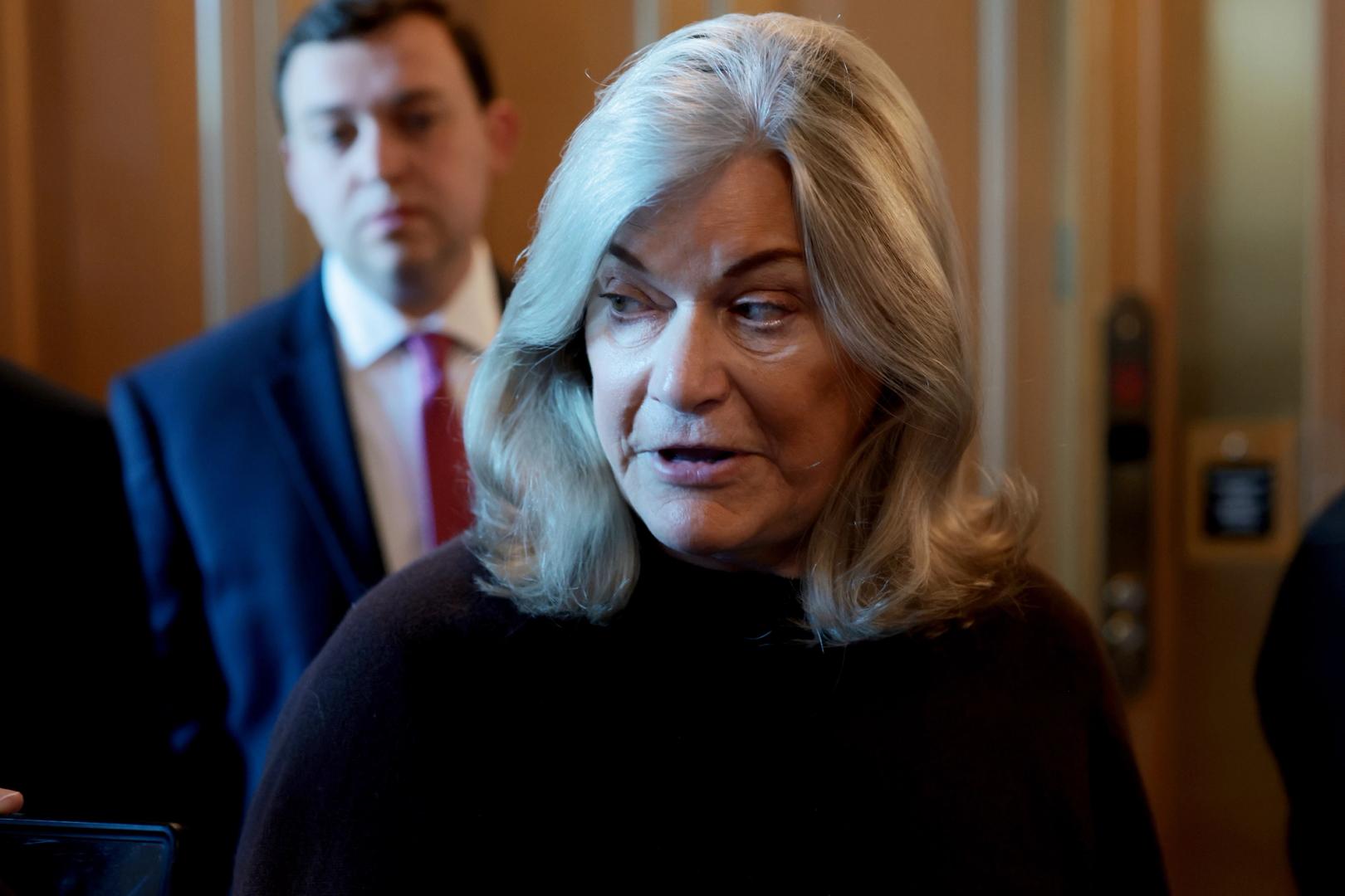 Crypto Markets in Focus: The Clarity Act stalled. Bankers aren’t hitting the brakes yet on crypto dealmaking Amid Shifting On-Chain Metrics