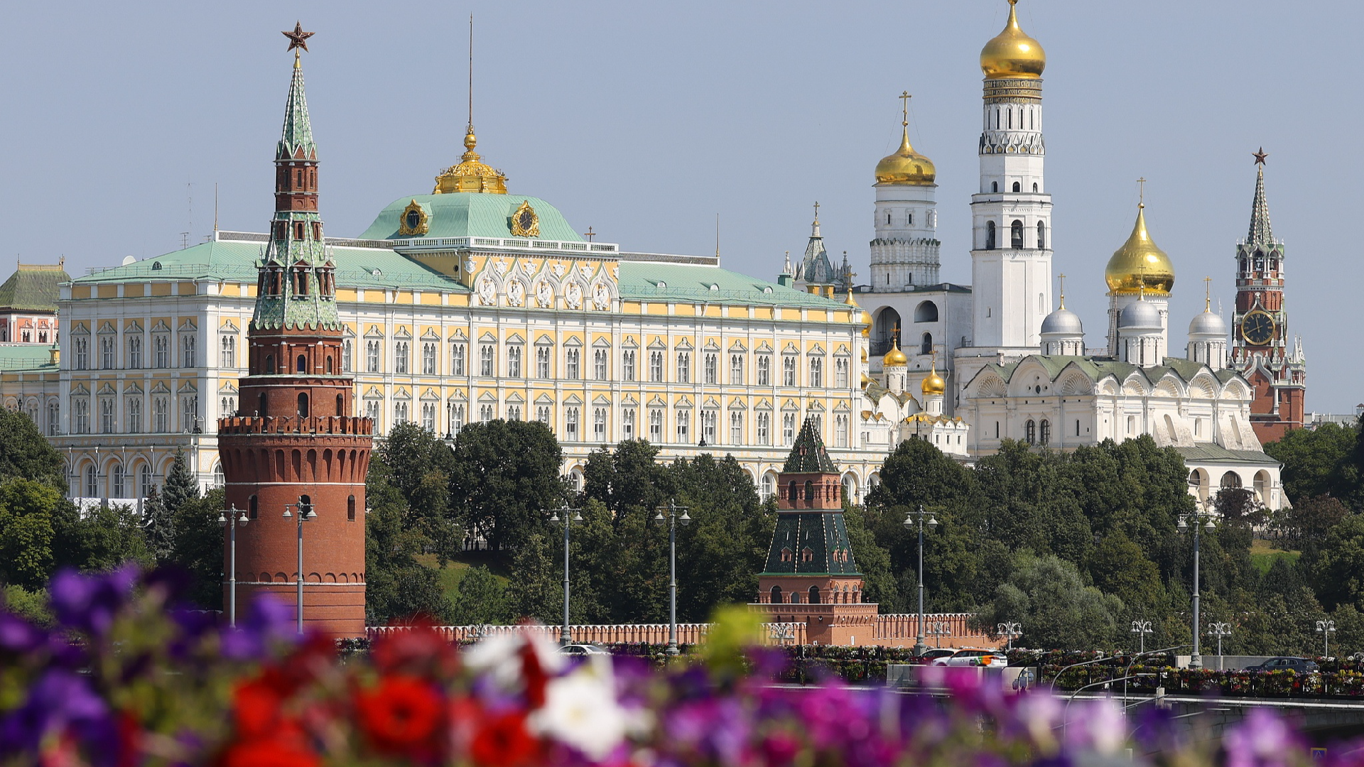 Kremlin: Putin Conveyed Iran's Position on Resolving Conflict to Trump