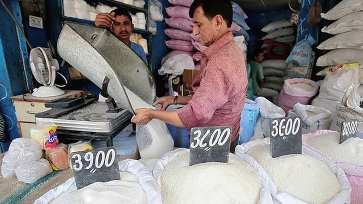 Sugar Stock Limit Slashed: Govt Caps Dealers at 1,000 Quintals to Curb Hoarding Before Festive Season