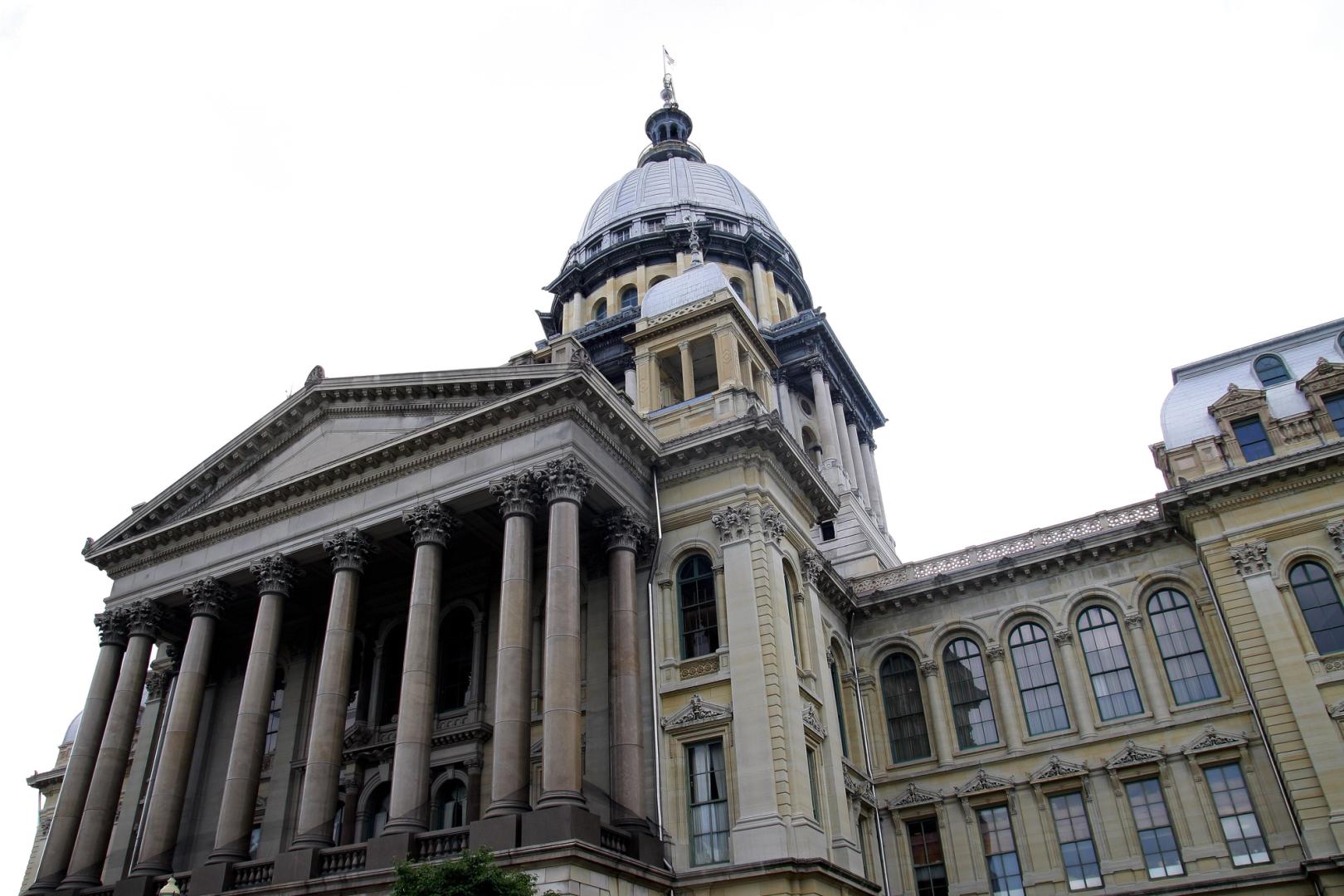 Illinois Crypto Tax Halted: Six-Month Delay Agreed as Court Battle Rages On