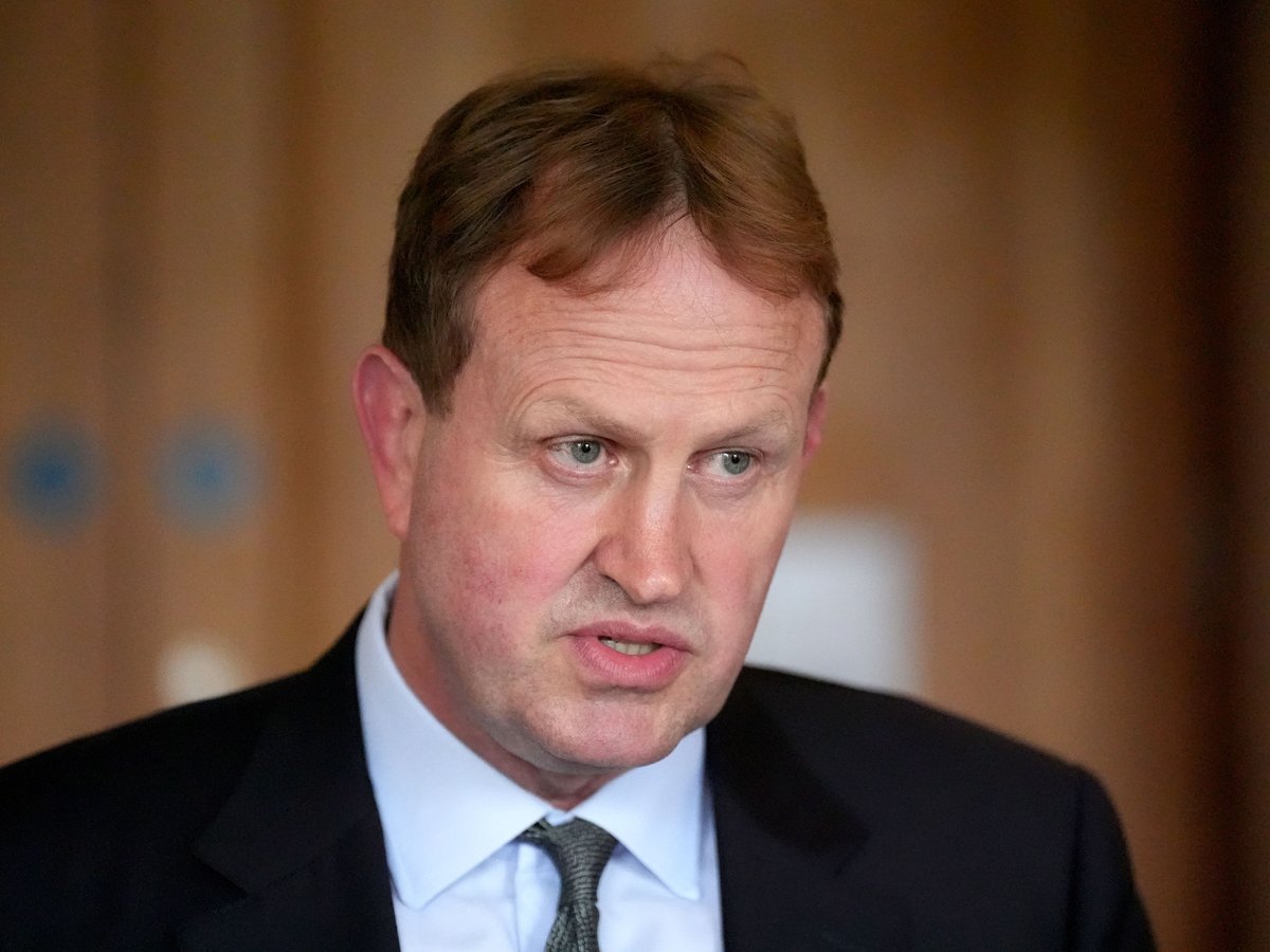 Minister Accused of ‘Fundamental Misunderstanding’ of District Court