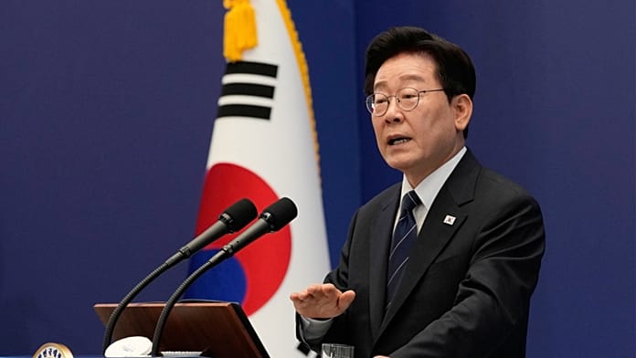 Kyiv Open to 'constructive Dialogue' After Seoul Recalls Its Ambassador Amid North Korean POW Disclosure Row