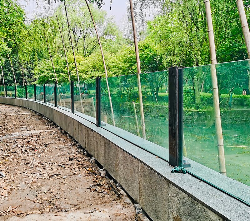 Glass Wall Flood Barrier: Transparent Protection Without Compromising Your View!