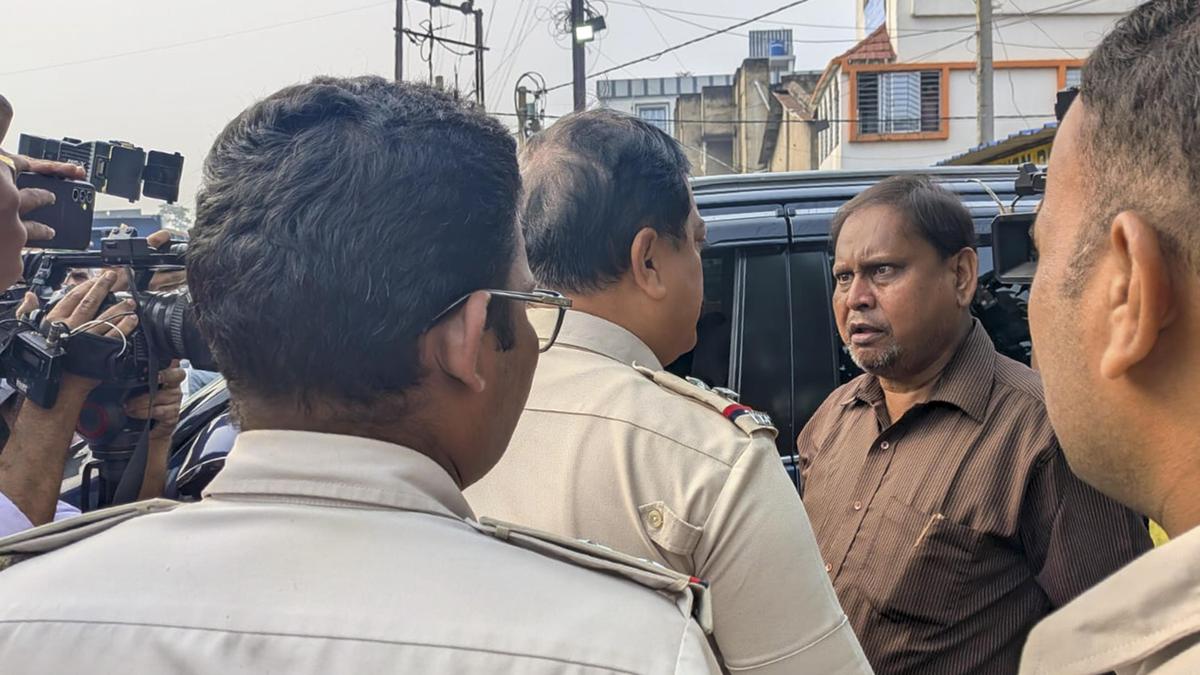 BREAKING: AJUP Chief Humayun Kabir Detained by Police in Rejinagar on Bypoll Day