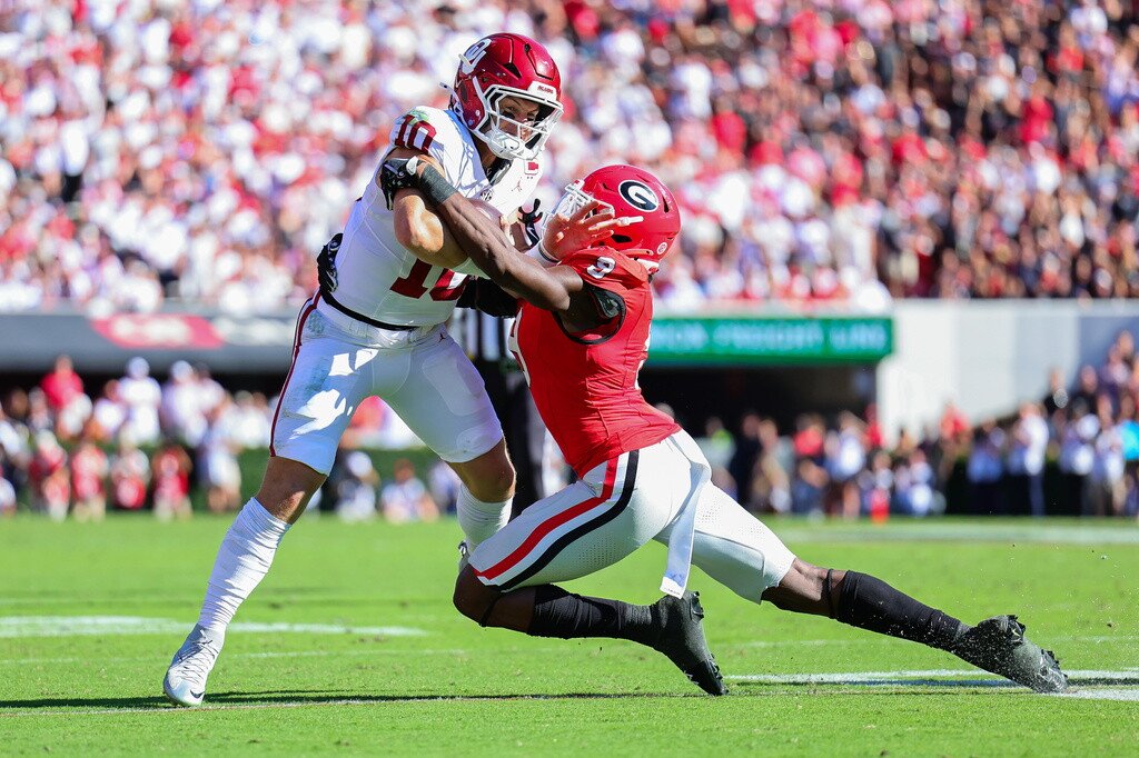 Oklahoma falls 41-13 to Georgia as turnovers doom Sooners in Athens