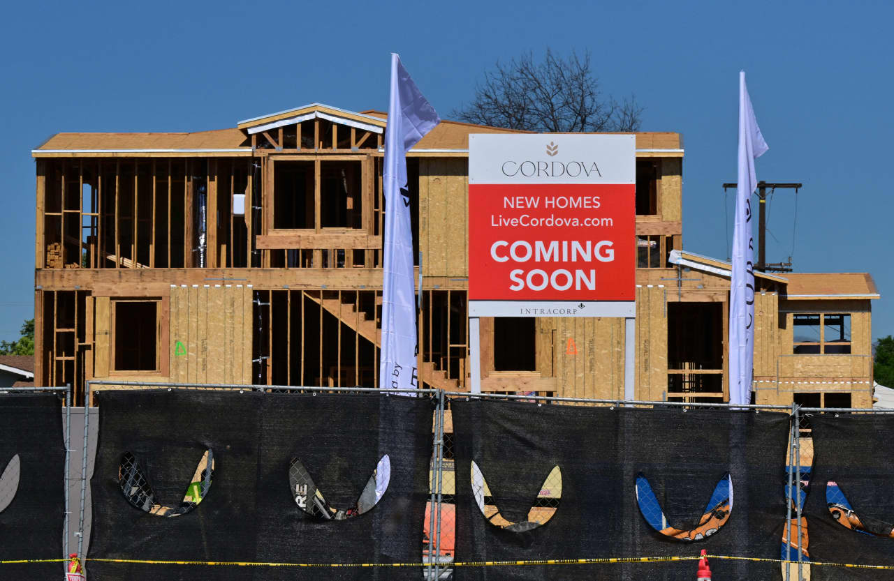 Economic Impact: 30-year mortgage rate posts biggest jump in four years