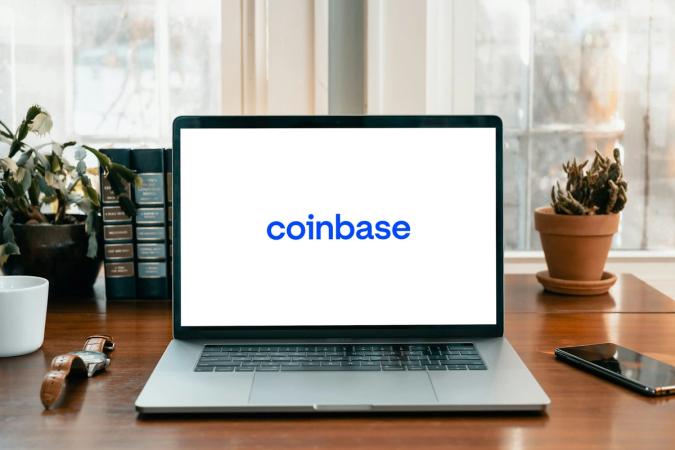 Coinbase Assures User Funds Safe After Third-Party Vendor Exposes Customer Contact Info
