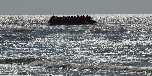 Two Men Die Trying to Cross Channel to UK Following Fast-Moving Developments