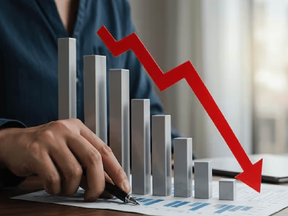Economic Impact: Nifty Slides 14% in 2026: Will 22,000 Break Next Week or Is a Relief Rally Imminent