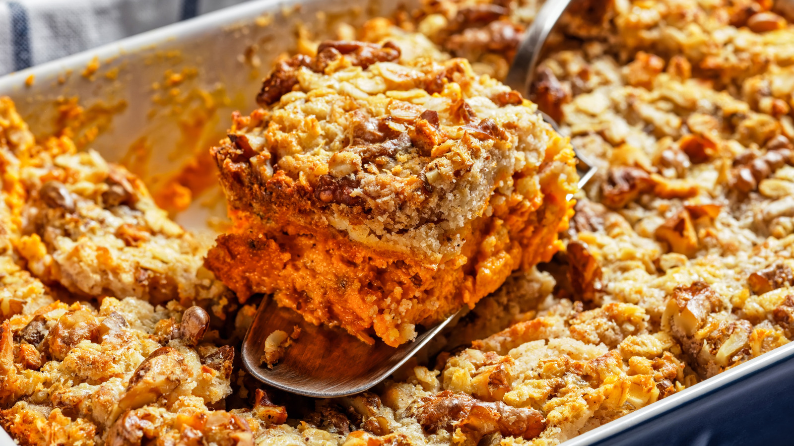 Forget Pie: Pumpkin Dump Cake Is the Fall Dessert You Need Now
