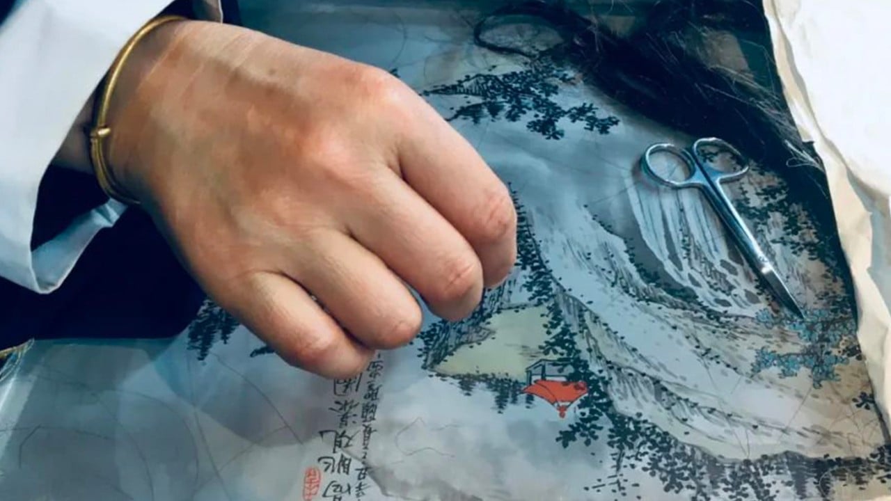 Enterprise Tech Shift: Chinese hair embroidery uses human hair instead of silk thread to create ultra-fine portraits and the Scaling Frontier