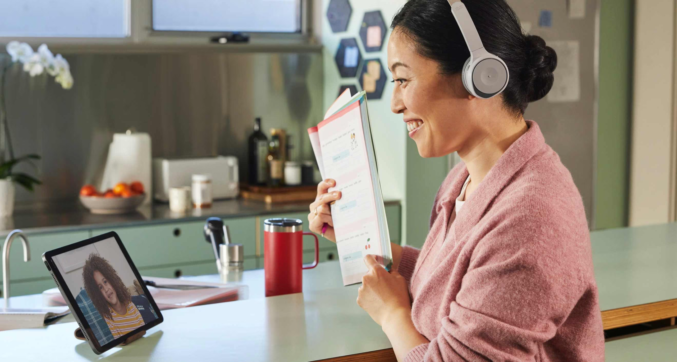 Leapxpert Brings Governed Whatsapp Client Messaging Into Cisco’s Webex