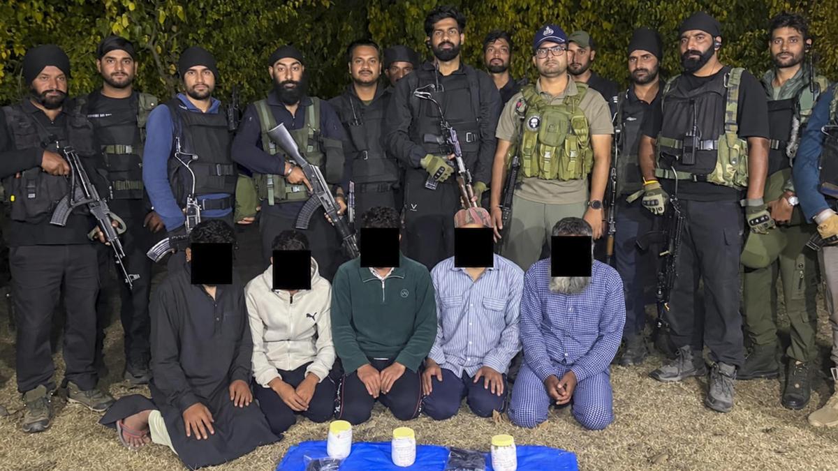 Kashmir Crackdown: Five Terrorist Associates Arrested, Hideout Busted in Kulgam and Handwara