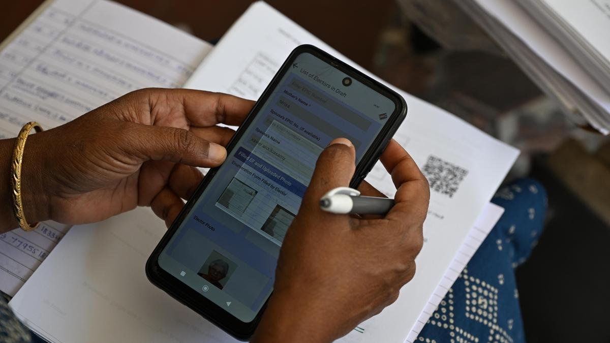 Mass deletions, internal dissent allegations challenge Supreme Court-backed SIR