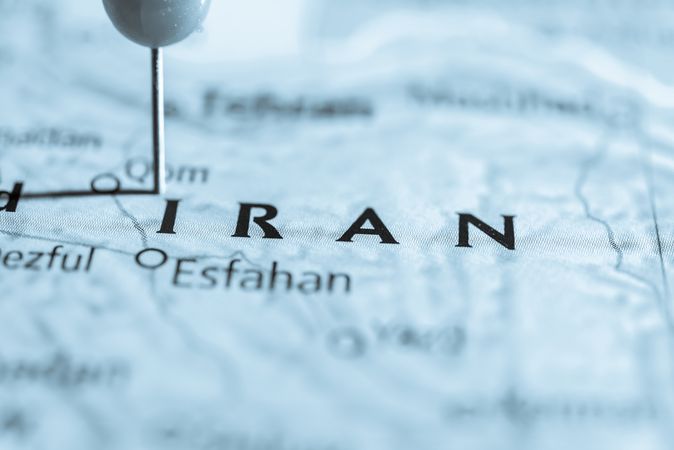 Trump's Iran Pledge Underpins Crypto Gains As Bitcoin Bears Face Liquidation Pressure