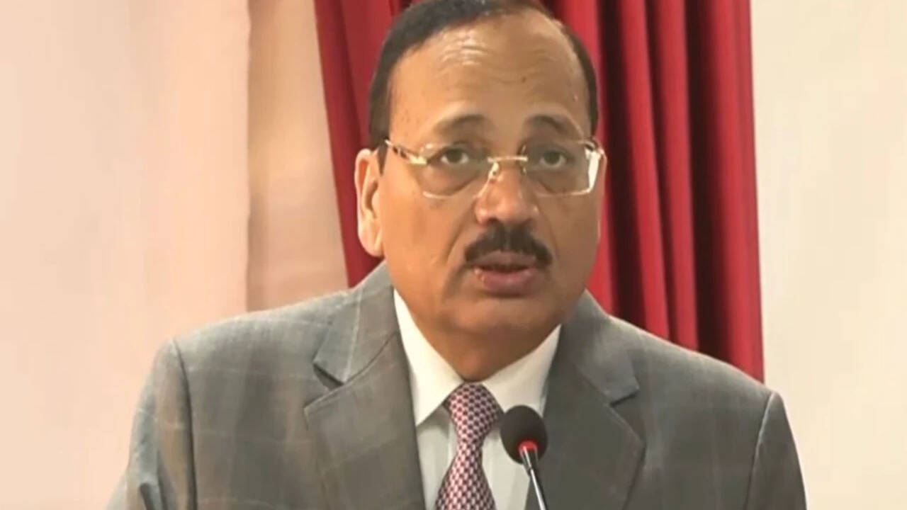 CJI Surya Kant Rejects INDIA Bloc Leaders’ Request for Meeting Over ‘vote Chori